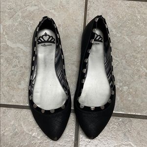 Fergaliciois flats size 8.5